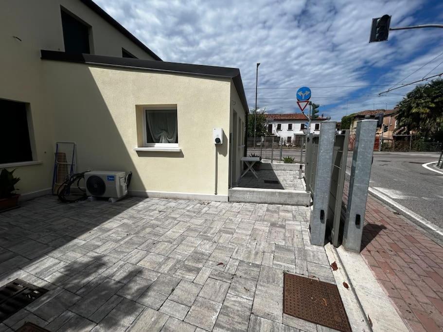 Ferienwohnung Casa Rielta, Tram E Parking Mestre Exterior foto